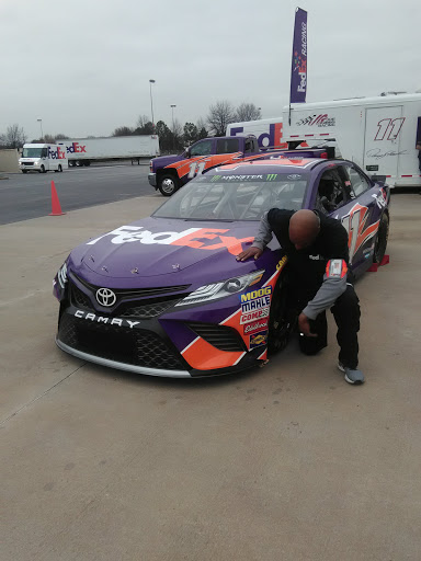 Shipping and Mailing Service «FedEx Ship Center», reviews and photos, 4400 International Pkwy, Atlanta, GA 30354, USA