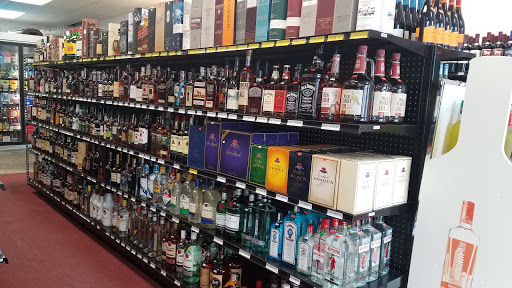 Liquor Store «Discount Liquors», reviews and photos, 653 Big Bend Rd, Ballwin, MO 63021, USA