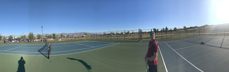 Lodestone Tennis Courts
