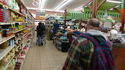 Grocery Store «Devon Market», reviews and photos, 1440 W Devon Ave, Chicago, IL 60660, USA