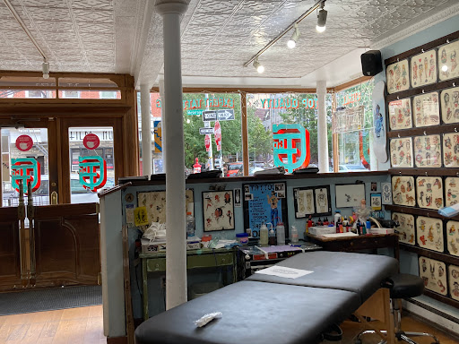 Tattoo Shop «Greenpoint Tattoo Company», reviews and photos, 131 Meserole Ave, Brooklyn, NY 11222, USA