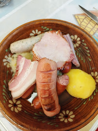 Choucroute d'Alsace du Restaurant de spécialités alsaciennes D'baecka Ofa Stub à Ribeauvillé - n°2