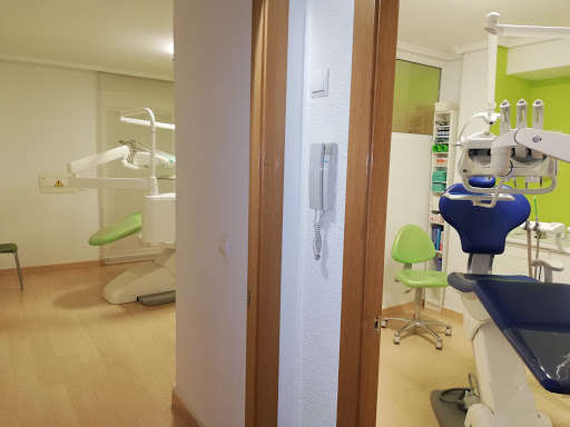 Oralesa centre De salut bucodental en Vinalesa, Valencia