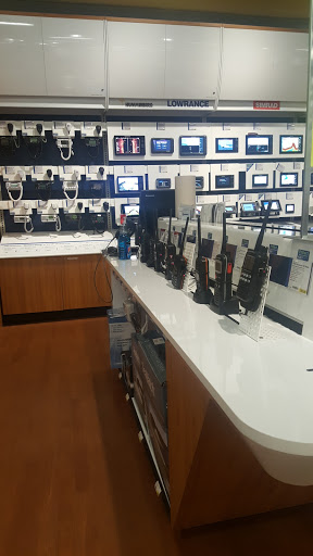 Marine Supply Store «West Marine», reviews and photos, 17641 Biscayne Blvd, Aventura, FL 33160, USA