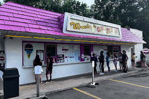 Woody's Cone Stop