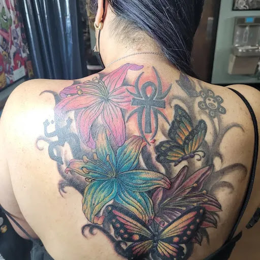 Explore medusa thigh tattoo ideas, creative tattoo ideas in Albuquerque, available at Archetype Tattoo Studio