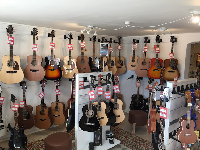 Guitarhuset - Din musikbutik i Vejle - Musikbutik