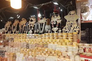 Delhi Chor Bazaar image
