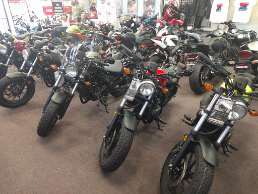 Motorcycle Dealer «Champion Honda», reviews and photos, 544 W Old Country Rd, Hicksville, NY 11801, USA