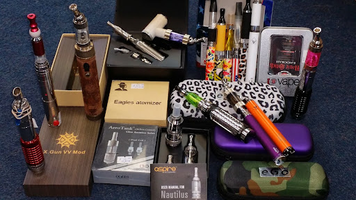 Tobacco Shop «Smoke N Pipes Smoke Shop», reviews and photos, 5306 Washington Ave, Houston, TX 77007, USA