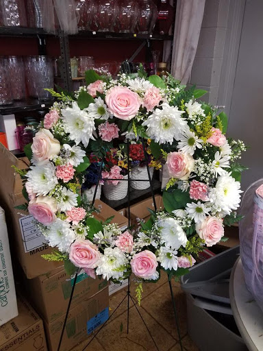 Florist «Forget-Me-Not Florist», reviews and photos, 1083 Park Ave, Cranston, RI 02910, USA