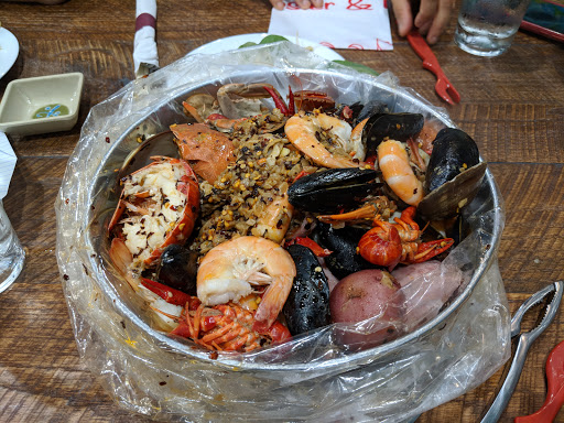 Shopping Mall «Rockside Corners Shopping Center», reviews and photos, 6901 Rockside Rd, Independence, OH 44131, USA