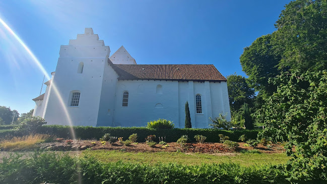 Åbningstider for Veng Kirke