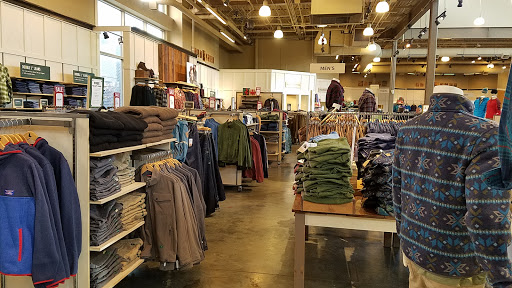 Clothing Store «L.L. Bean», reviews and photos, 1 Ridge Hill Boulevard, Yonkers, NY 10710, USA