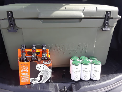 Liquor Store «The Barn Bottle Shop», reviews and photos, 25 Village Pkwy, Pendergrass, GA 30567, USA