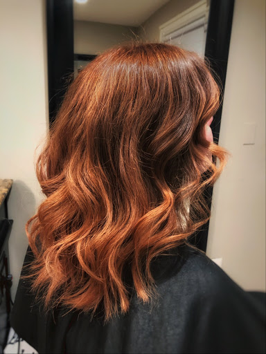 Beauty Salon «Oscar Giovanni Salon and Spa», reviews and photos, 29 S Main St, Chagrin Falls, OH 44022, USA