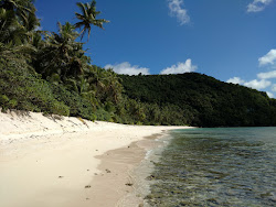 Photo de Haputo Beach avec baie spacieuse
