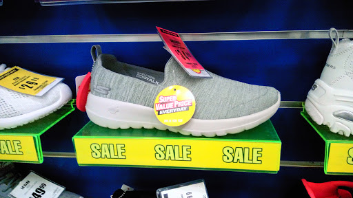 Sporting Goods Store «Big 5 Sporting Goods - Longview», reviews and photos, 600 Triangle Shopping Center #150, Longview, WA 98632, USA