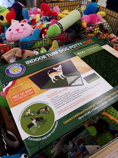 Pet Supply Store «Petco Animal Supplies», reviews and photos, 8164 Mall Pkwy, Lithonia, GA 30038, USA