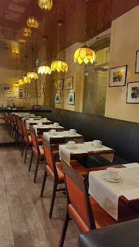 Atmosphère du Restaurant servant de la raclette Les Marmottes à Paris - n°8