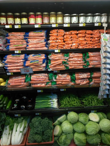 Grocery Store «Tryon IGA Supermarket», reviews and photos, 370 S Trade St, Tryon, NC 28782, USA