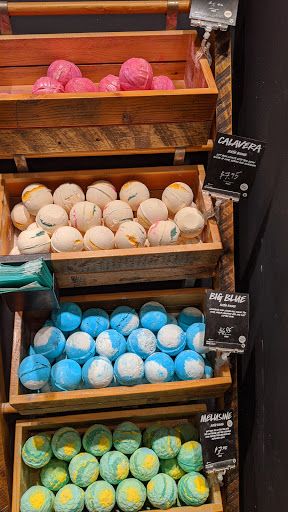 Cosmetics Store «LUSH», reviews and photos, 575 Bellevue Way NE #128, Bellevue, WA 98004, USA