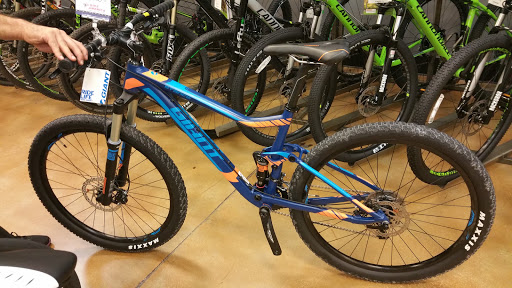 Bicycle Store «Bike America», reviews and photos, 700 N University Dr, Hollywood, FL 33024, USA