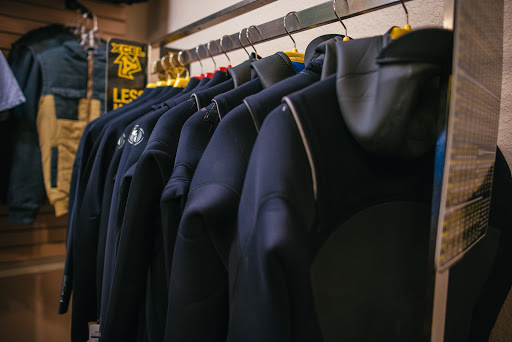 Surf Shop «Lake Effect Surf Shop», reviews and photos, 1926 E Capitol Dr, Shorewood, WI 53211, USA