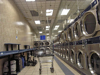 Laundry Palace - Photo 3 - Car repair in Brooklyn, NY, Brooklyn