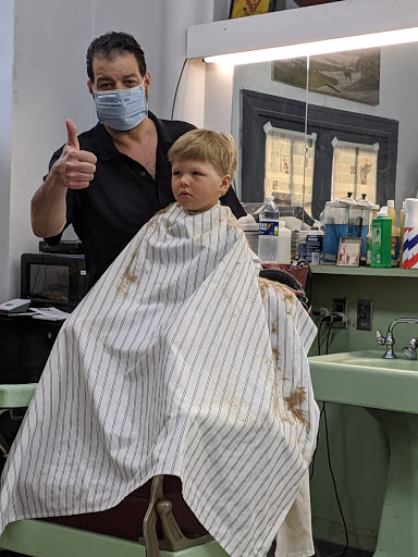 Barber Shop «Adams Barber Shop», reviews and photos, 821 E Broad St, Richmond, VA 23220, USA