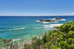 Three Sisters walking track (Broken Head) image