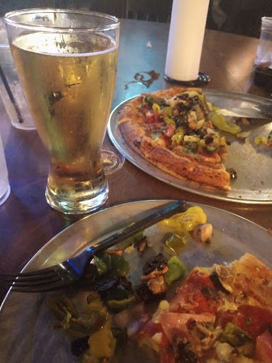 Pizza Restaurant «BLACKSTONE PUB & EATERY», reviews and photos, 525 Broad St, Gadsden, AL 35901, USA