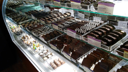 Chocolate Shop «Rocky Mountain Chocolate Factory», reviews and photos, 1419 1st Ave, Seattle, WA 98101, USA