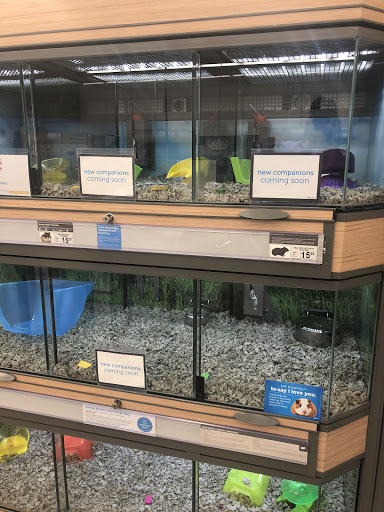 Pet Supply Store «Petco Animal Supplies», reviews and photos, 5850 Sepulveda Blvd, Van Nuys, CA 91411, USA