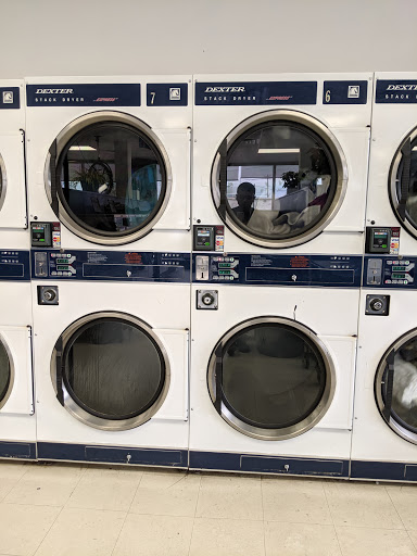 Laundromat «Bubbly Mist Laundry», reviews and photos, 913 E Main St, Clute, TX 77531, USA