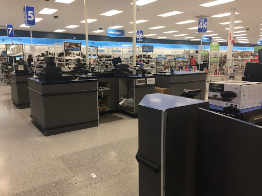 Clothing Store «Ross Dress for Less», reviews and photos, 194 Donahue St, Sausalito, CA 94965, USA