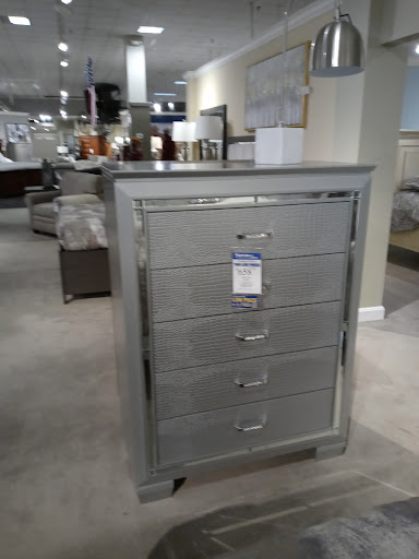 Furniture Store «Furniture Fair», reviews and photos, 7200 Dixie Hwy, Fairfield, OH 45014, USA