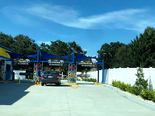 Main Street Xpress Wash en Dunedin