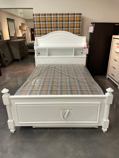 Furniture Store «Furniture Fair», reviews and photos, 8760 Colerain Ave, Groesbeck, OH 45251, USA