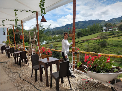 Restaurante Plaza Picnic - El Peñol-Guatapé, Peñol, Antioquia, Colombia