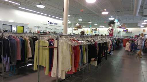 Thrift Store «Goodwill Tamiami Superstore», reviews and photos, 9760 SW 8th St, Miami, FL 33174, USA