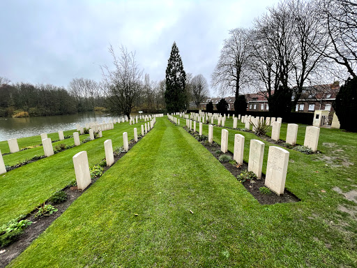 Ramparts Cemetery, Lille Gate