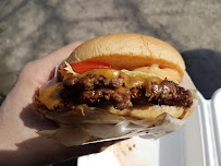 Hamburger du Restaurant de hamburgers MEK’LA by SMATCH BURGER - Original Smash Burger à Paris - n°16