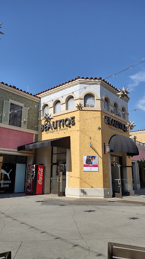 Shopping Mall «Las Americas Premium Outlets», reviews and photos, 4211 Camino De La Plaza, San Diego, CA 92173, USA