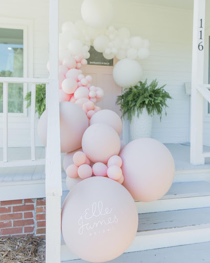 Bridal Shop «Elle James Bridal», reviews and photos, 118 W Jackson St #2a, Ridgeland, MS 39157, USA