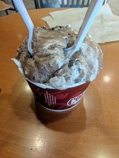 Ice Cream Shop «Cold Stone Creamery & Rocky Mountain Chocolate Factory», reviews and photos, 936 Main St D, Layton, UT 84041, USA