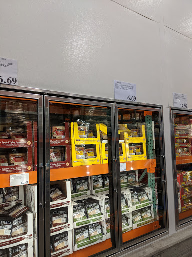 Shopping Mall «Paradise Valley Mall», reviews and photos, 4568 E Cactus Rd, Phoenix, AZ 85032, USA