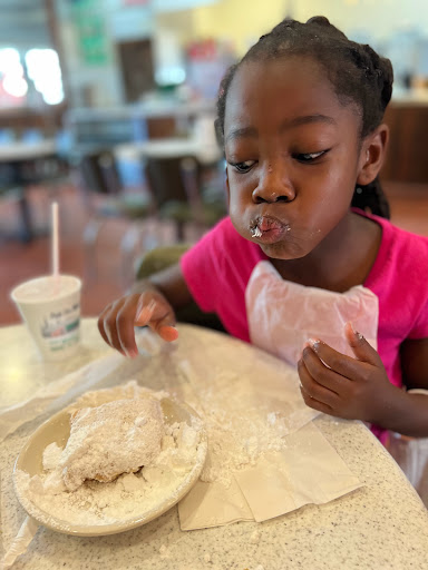 Coffee Shop «Cafe Du Monde», reviews and photos, 1814 North Causeway Approach #1, Mandeville, LA 70448, USA