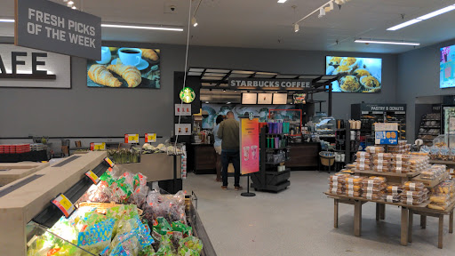 Grocery Store «Giant», reviews and photos, 6020 Marshalee Dr, Elkridge, MD 21075, USA