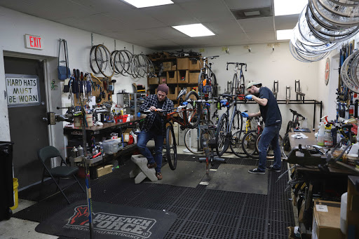 Bicycle Store «Blue Ridge Bicycles», reviews and photos, 2228 Papermill Rd # G, Winchester, VA 22601, USA